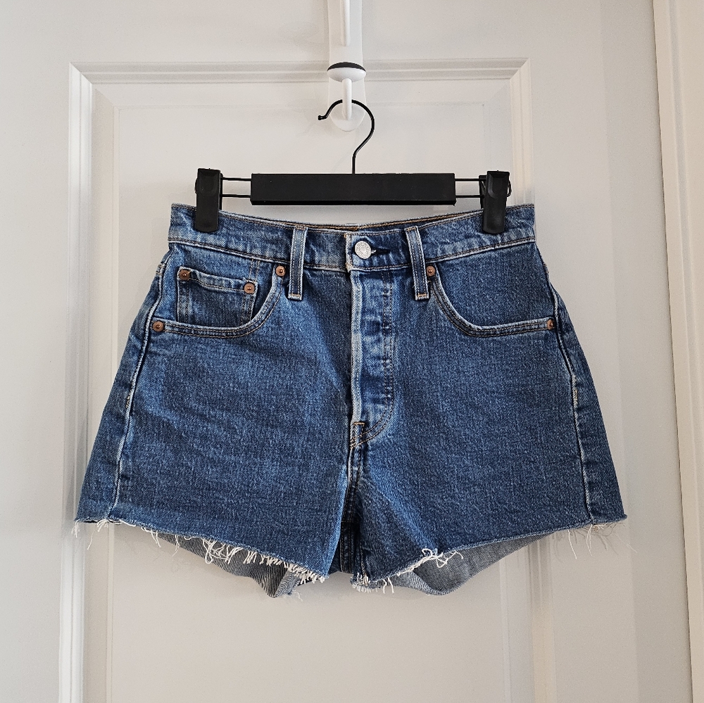 Levi's 501 Medium Blue Jean Shorts 25